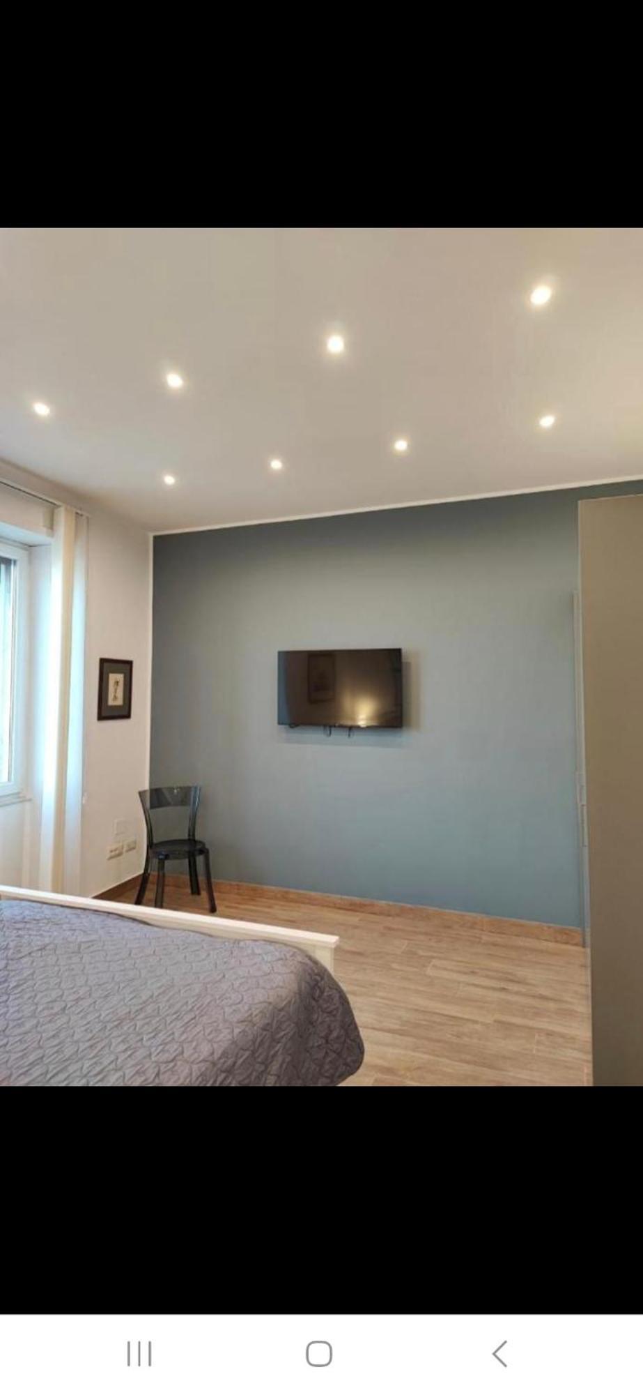Suite Napoletana Napoli Bagian luar foto