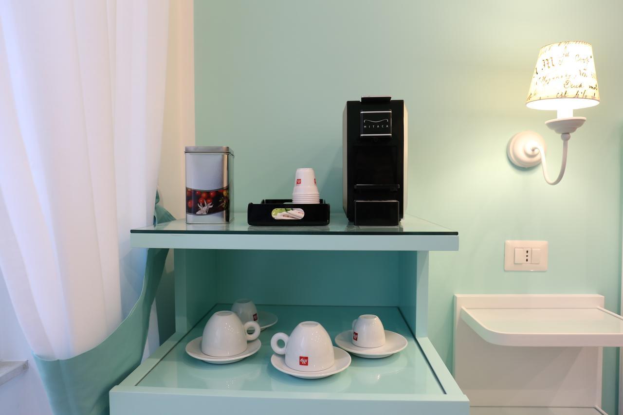 Suite Napoletana Napoli Bagian luar foto