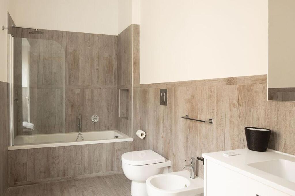 Suite Napoletana Napoli Bagian luar foto