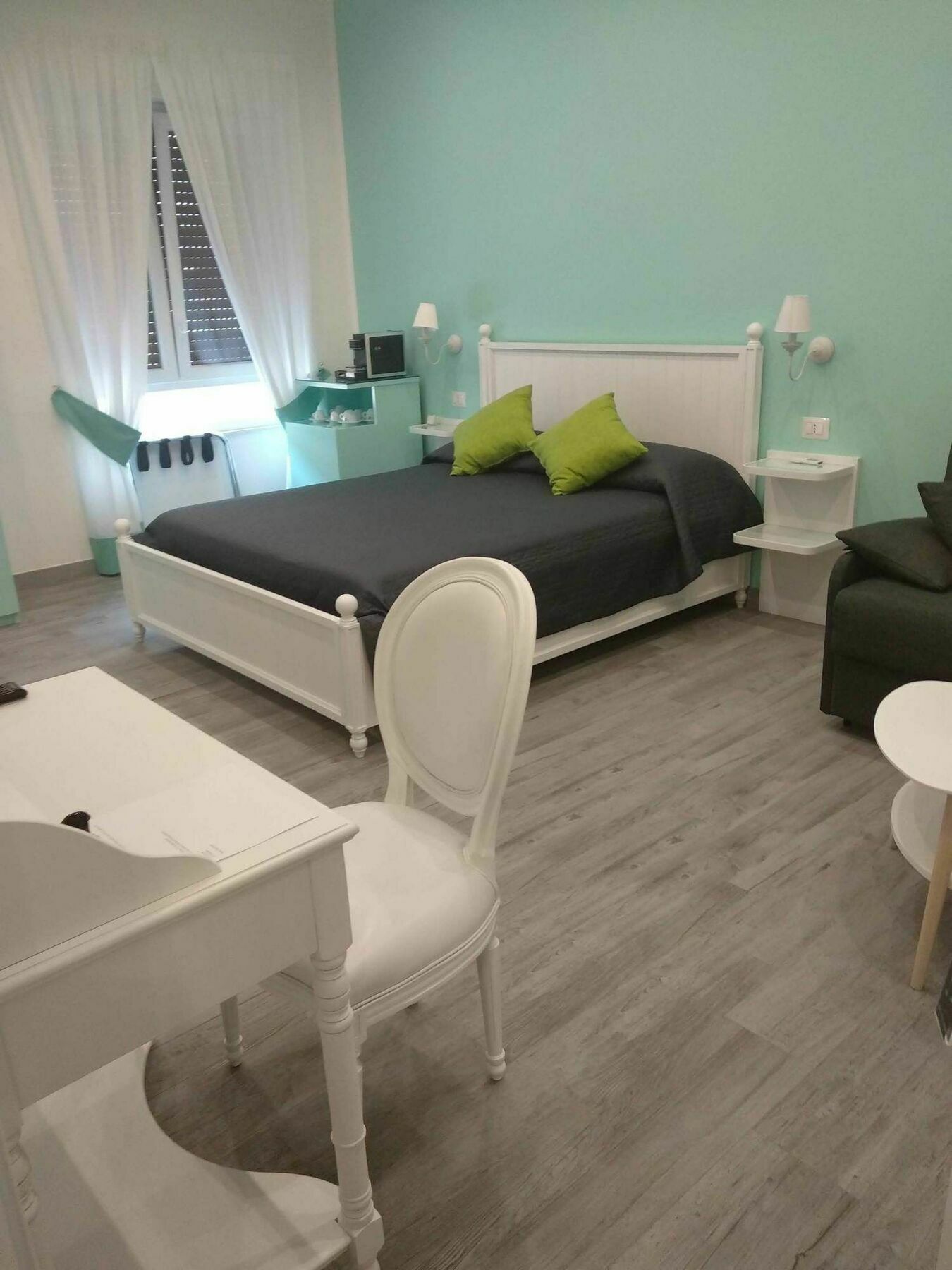 Suite Napoletana Napoli Bagian luar foto